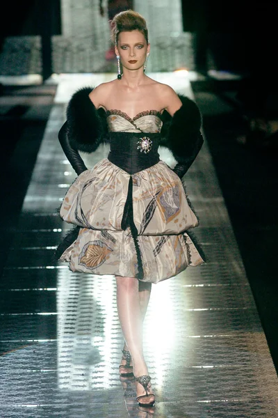 Look 23
